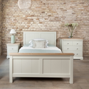 Stag Crompton Bedroom Collection
