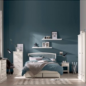 Alaska White Bedroom Collection