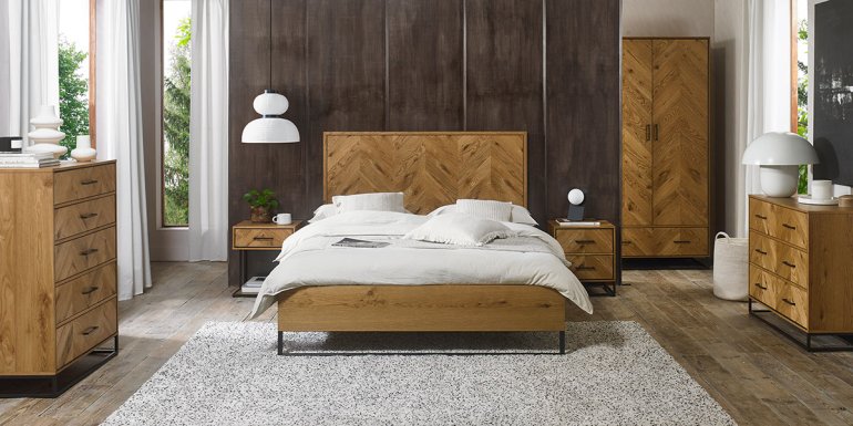 Raydon oak bedroom furniture collection