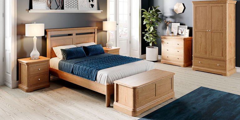 Langham bedroom oak