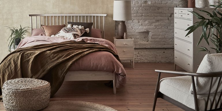 Ercol salina bedroom oak