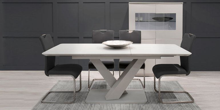 Donatello dining furniture
