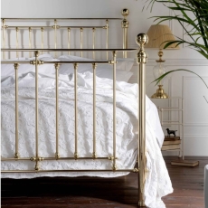 Wrought Iron & Brass Bed Co. Willow Brass Bed