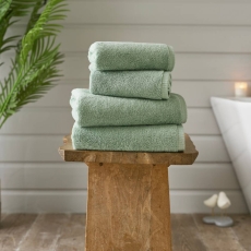 Deyongs Sanremo Towel Pine