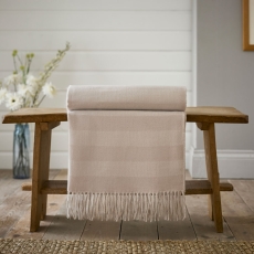 Deyongs Elgin 130cm x 160cm Throw Cream / Pink