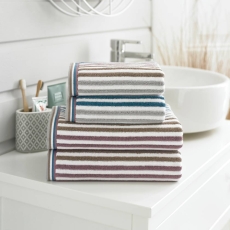 Deyongs Hanover Towel Walnut