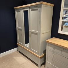 Elveden Grey Triple Wardrobe (Ipswich)