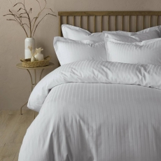 Luxe & Wilde Arla Duvet Set White