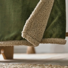 Deyongs Blackbrook Throw 125X120cm Olive/Biscuit**