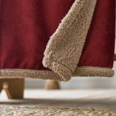 Deyongs Blackbrook Throw 125X120cm Merlot/Biscuit**