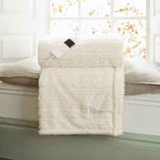 Cable Sherpa Heated Throw 140X180cm Cream