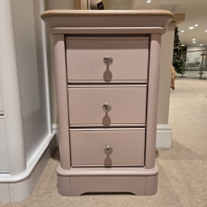 Lavenham 3 Drawer Bedside (Ipswich)