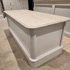 Lavenham Blanket Box (Ipswich)