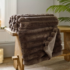 Deyongs Kenwood Faux Fur Throw 130cm x 170cm Putty