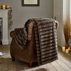 Deyongs Kenwood Faux Fur Throw 130cm x 170cm Putty