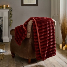Deyongs Kenwood Faux Fur Throw 130cm x 170cm Merlot