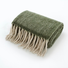 Deyongs Moorland Wool 130cm x 170cm Throw Green