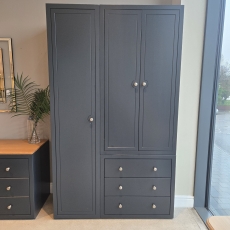 Mayfair 3 Door/3 Drawer Wardrobe (Ipswich)