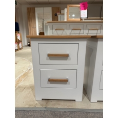 Milton Narrow 3 Drawer Bedside (Bury St Edmunds)