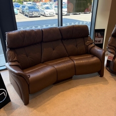 Chester Trapezoidal Reclining Sofa with Retracting Centre Armrest (Ipswich)