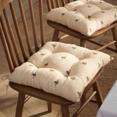 Ramble Bumble Bee Seat Pad Natural