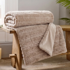 Deyongs Chatsworth Throw 130x170cm Cappuccino
