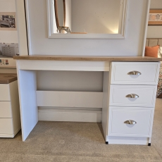 Maple Dressing Table (Ipswich)