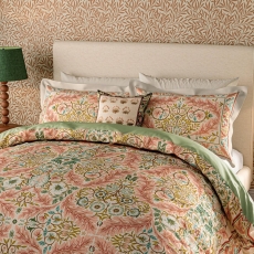 Morris & Co/V&A Earthly Paradise Cover Set Rose And Pale Olive