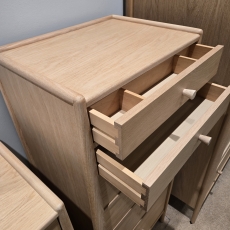Ercol Winslow 6 drawer Tall Chest (Ipswich)