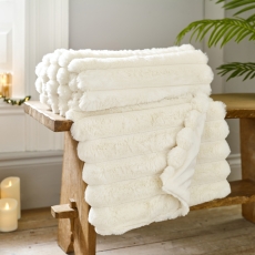 Deyongs Kenwood Throw 130x170cm Cream