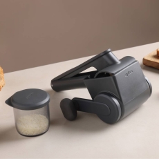 Zyliss Professional Cheese Grater