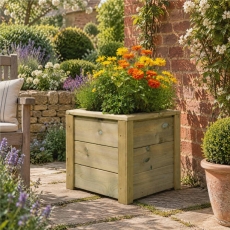 Suffolk Square Planter