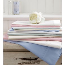 Sanderson Plain Dye Single Valance Parchment