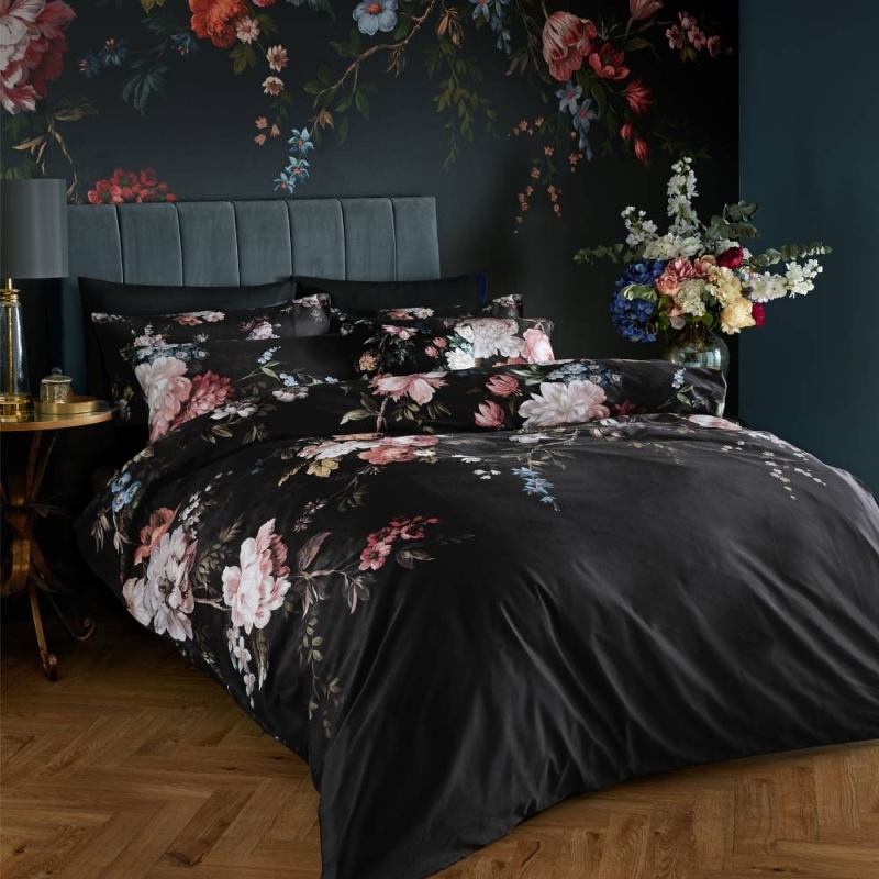 Graham & Brown Hague Fleurs Duvet Set Black