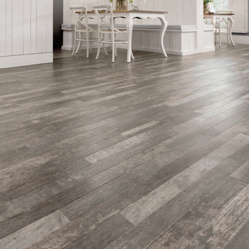 Karndean Da Vinci Wood Luxury Vinyl Tiles (915mm x 76mm)