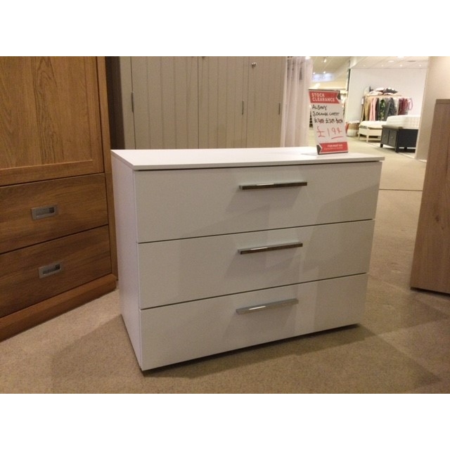 Albany 3 drawer chest (Ipswich)