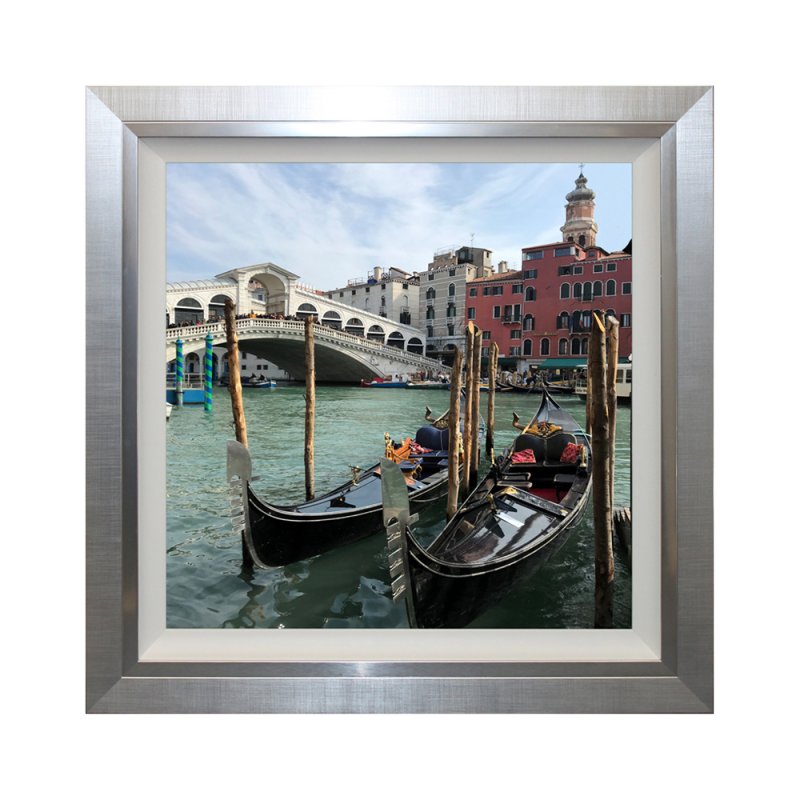 Gondolas By The Rialto Bridge