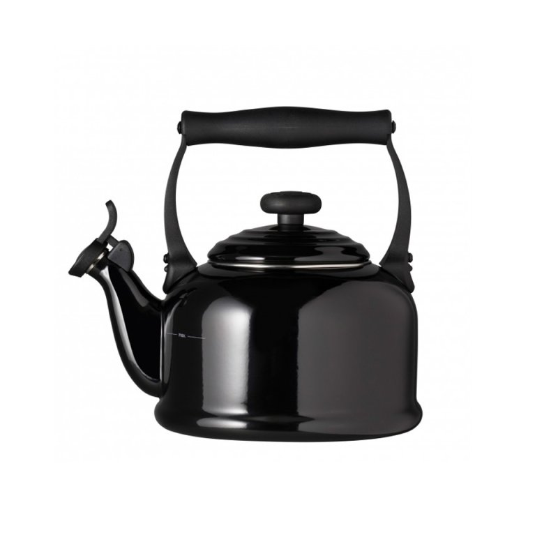 Le Creuset Traditional Kettle Black Onyx