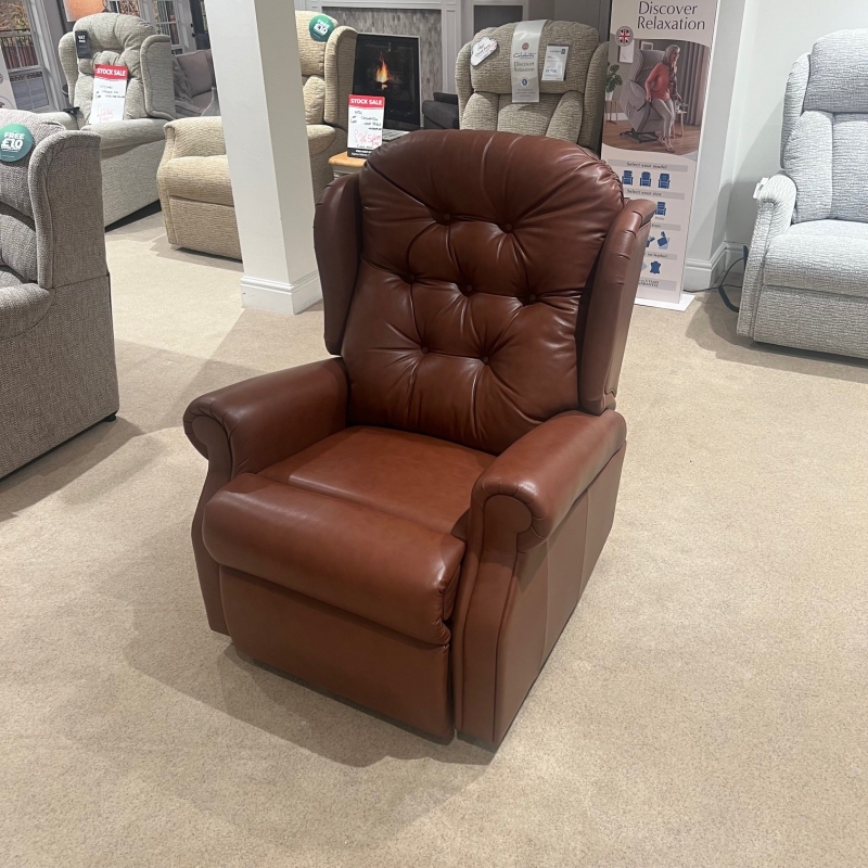 Wycombe Grande Leather Manual Recliner (Ipswich)