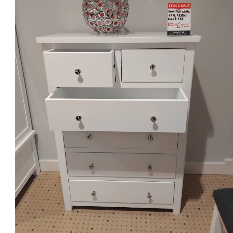 Hamilton 2 + 4 chest in white (Haverhill)