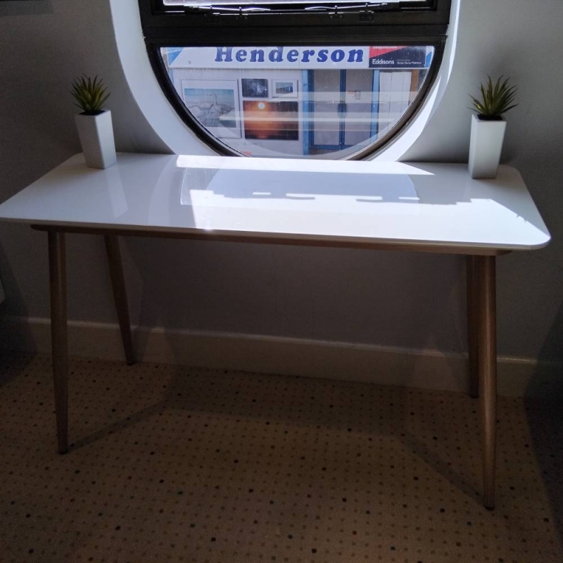 Positano console table (Haverhill)
