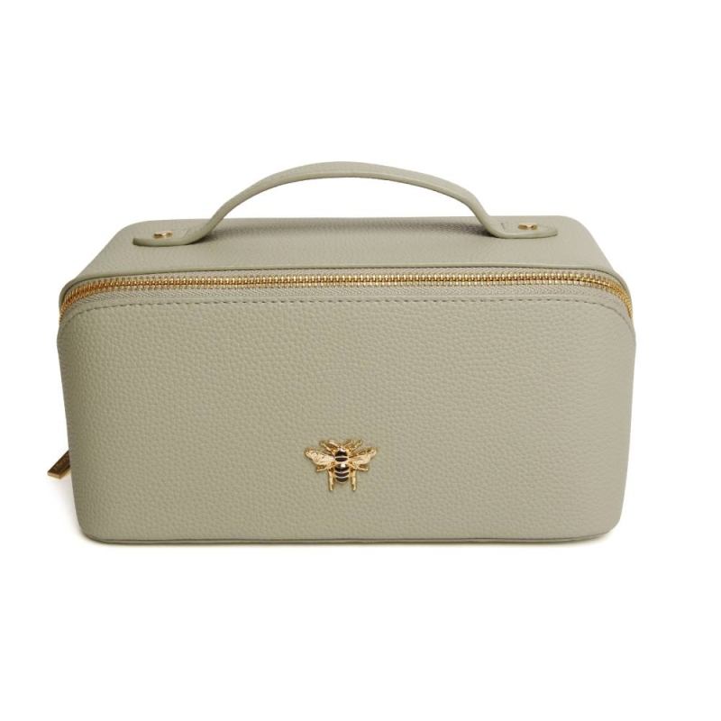 Alice Wheeler London Train Case - Pistachio