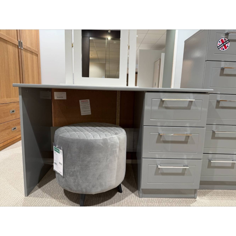 Ickworth Dressing Table (Bury St Edmunds)