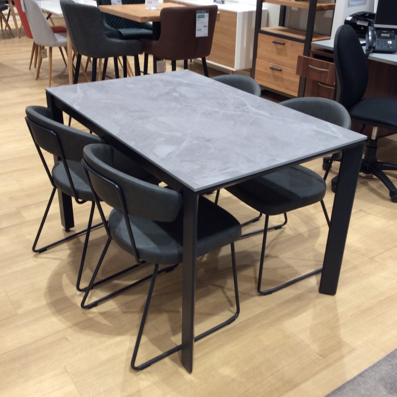 Mirage 120cm Table & 4 Chairs (Bury St Edmunds)