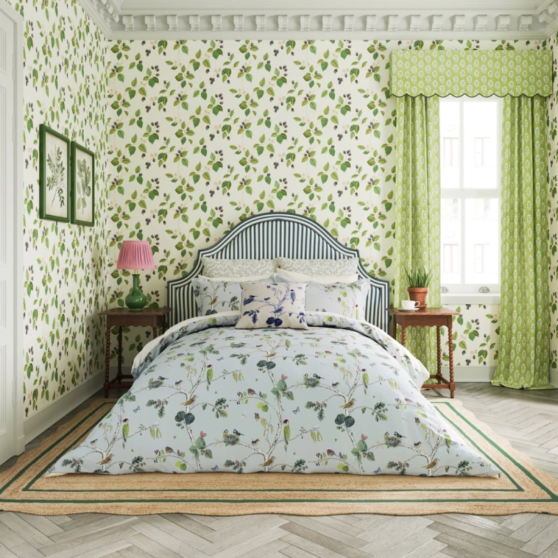 Sanderson Woodland Chorus Cover Set