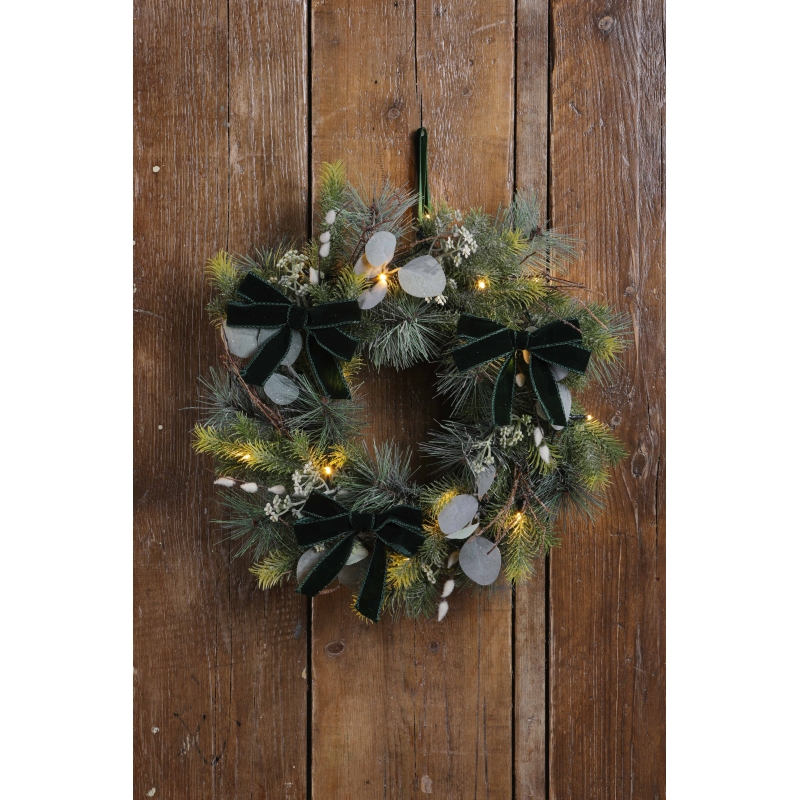 Pussywillow Lit Wreath