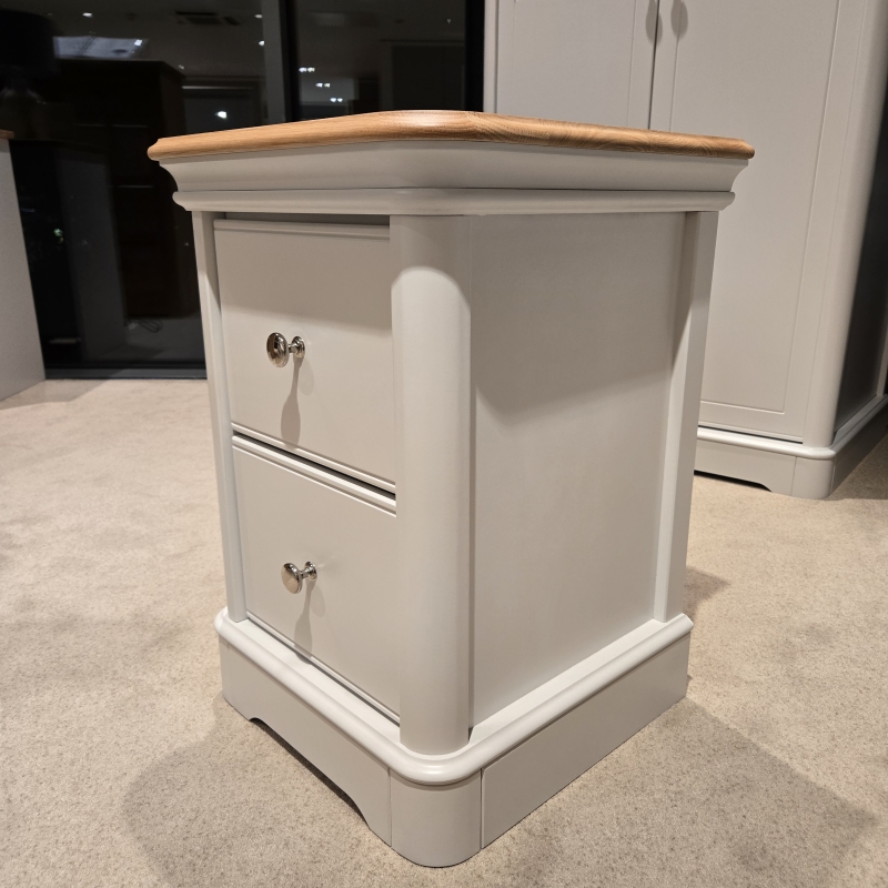 Lavenham 2 Drawer Oak Top Bedside (Ipswich)