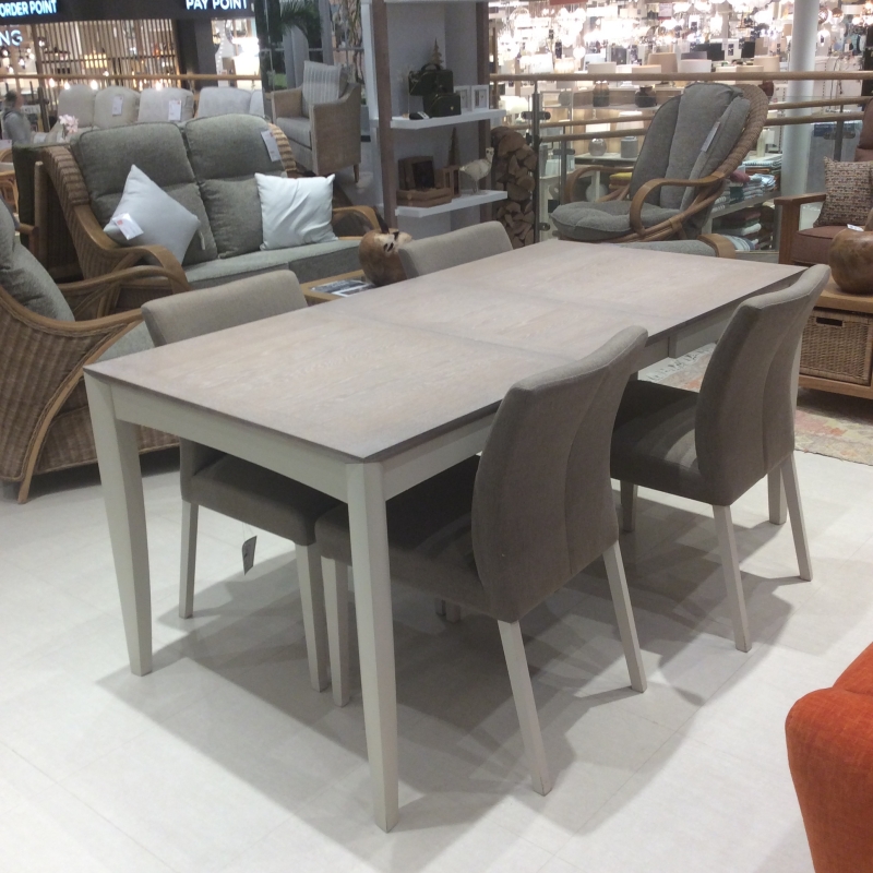 Burnham Dining Table & 4 Chairs (Bury St Edmunds)