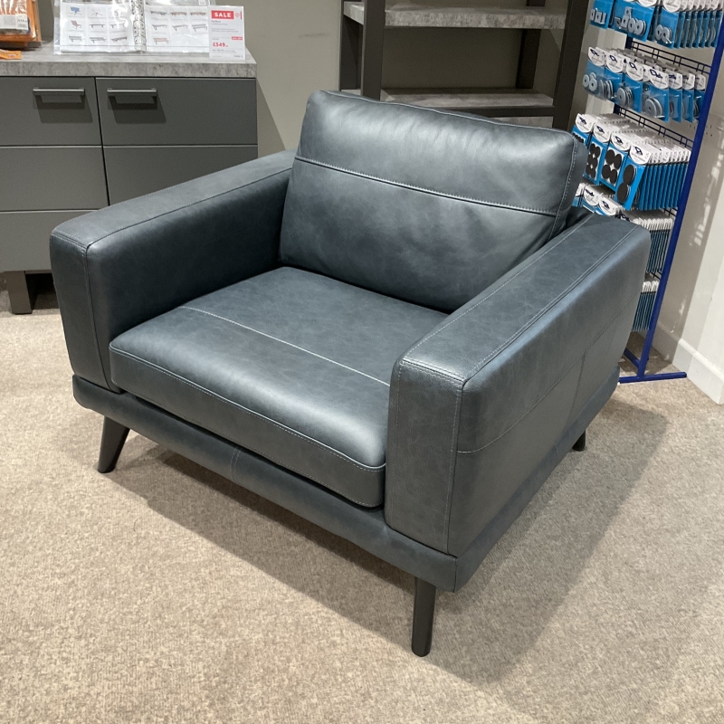 Casey Leather Chair (Bury St Edmunds)