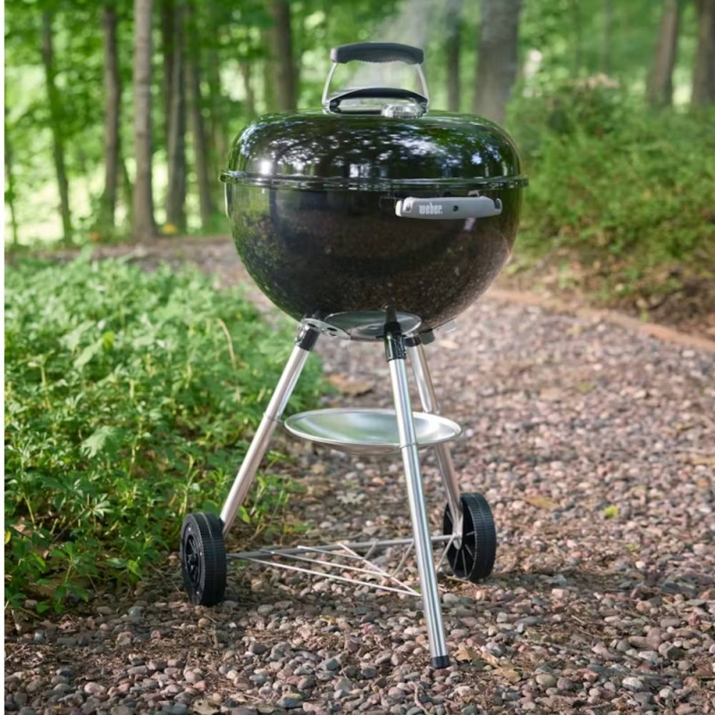 Bar-B-Kettle Charcoal BBQ 18"
